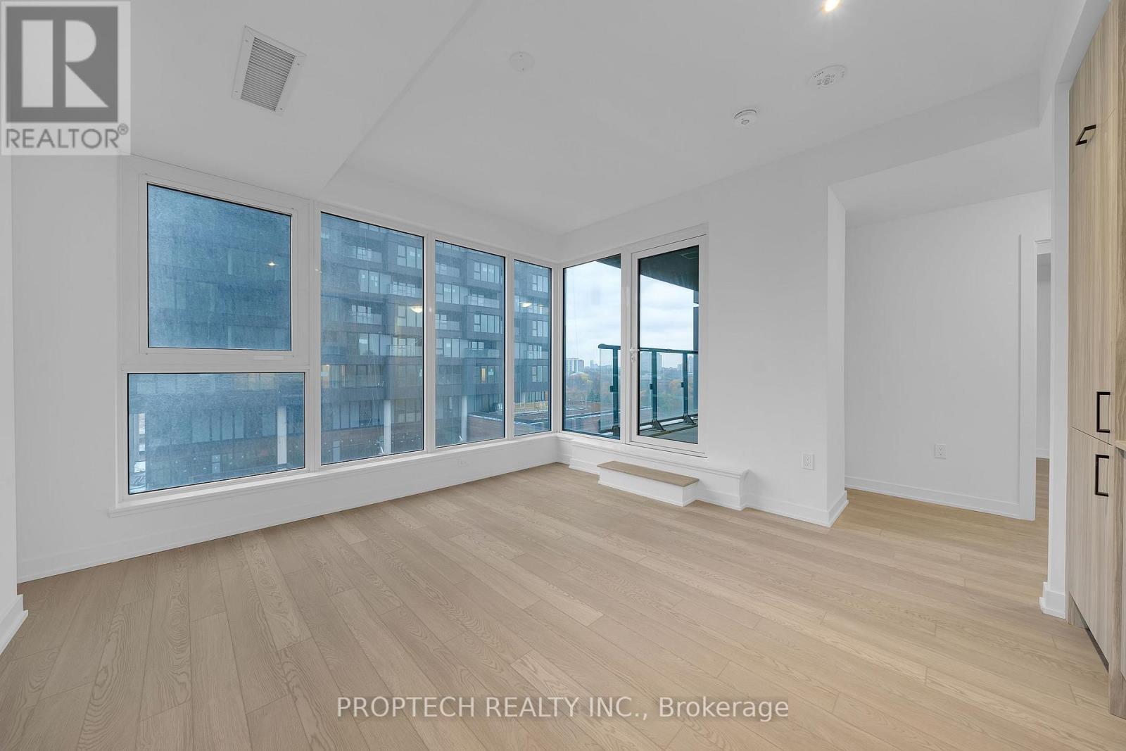 611 - 1 Quarrington Lane, Toronto, Ontario M3C 0S4 - Photo 5 - C12520680