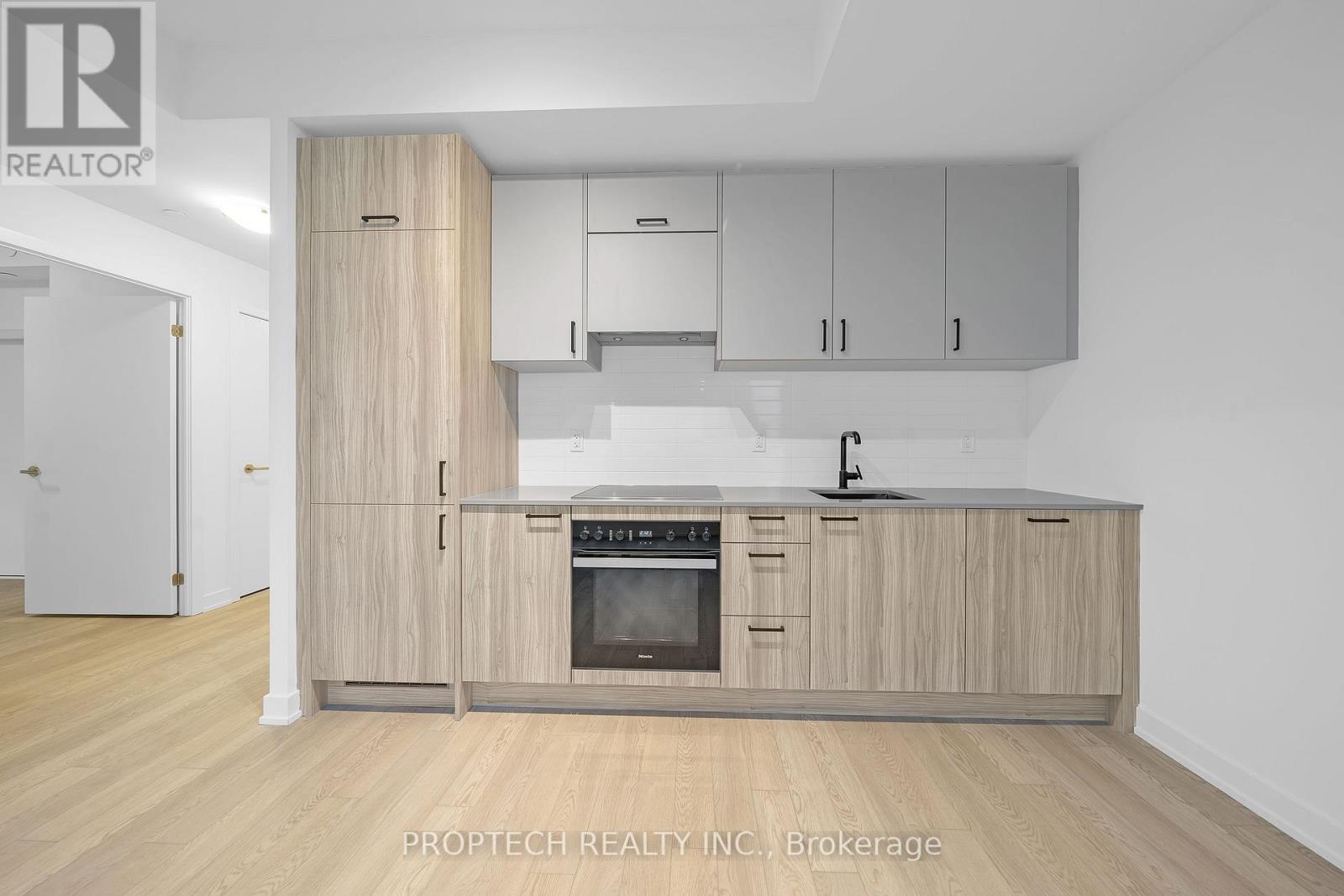 611 - 1 Quarrington Lane, Toronto, Ontario M3C 0S4 - Photo 8 - C12520680