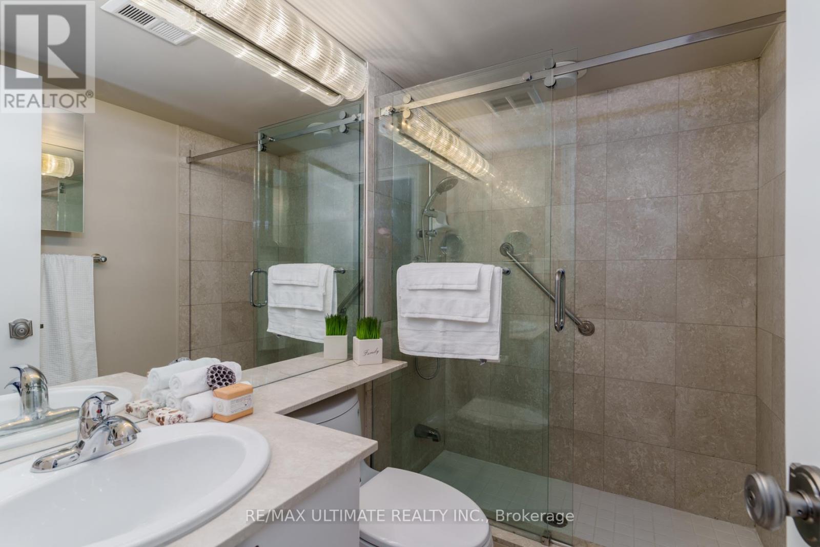 309 - 300 Bloor Street E, Toronto, Ontario  M4W 3Y2 - Photo 22 - C12520710