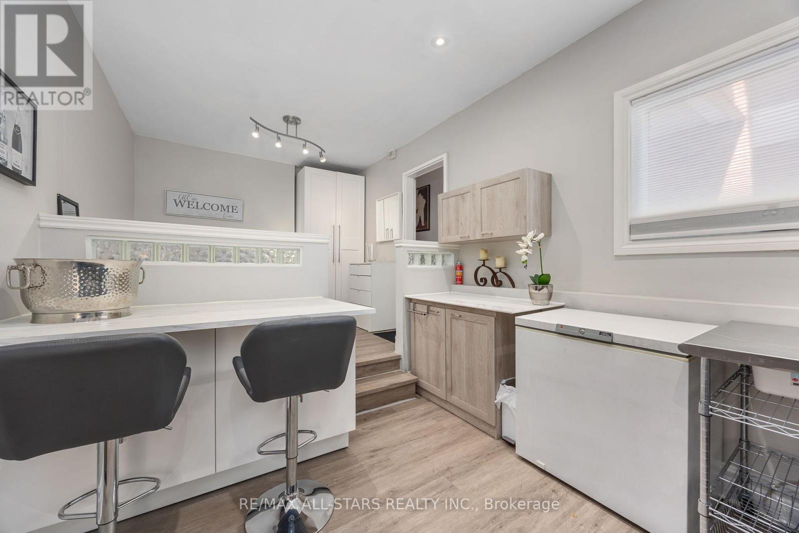 10 Sufi Crescent, Toronto, Ontario  M4A 2X3 - Photo 17 - C12379878