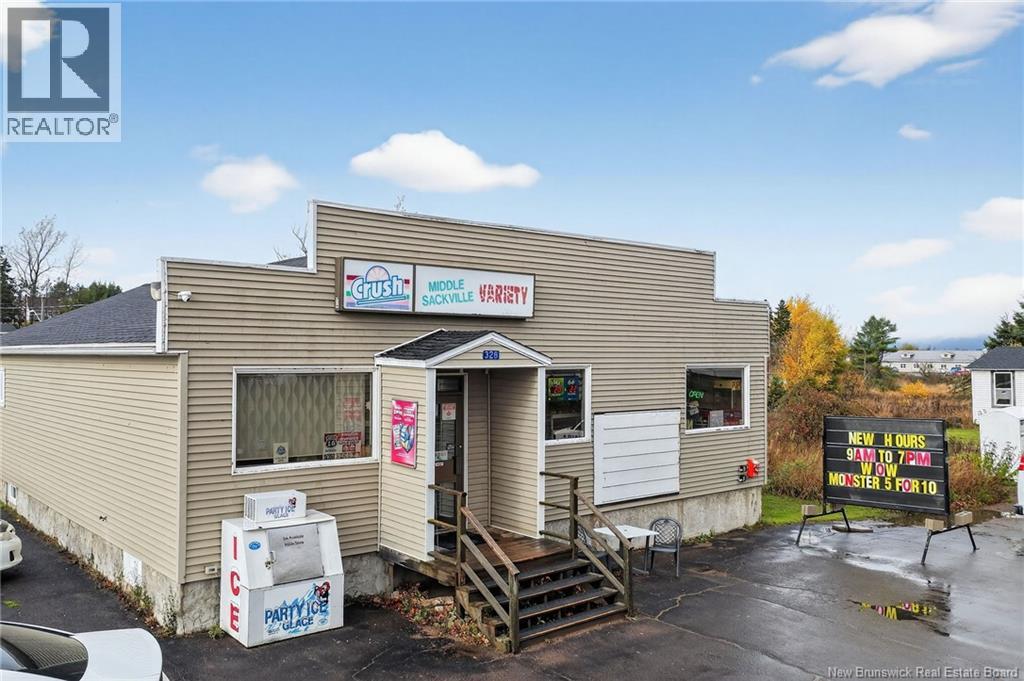 328 Main Street, Sackville, New Brunswick  E4L 4S3 - Photo 2 - NB129644