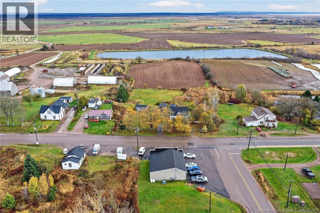 328 Main Street, Sackville, New Brunswick  E4L 4S3 - Photo 25 - NB129644