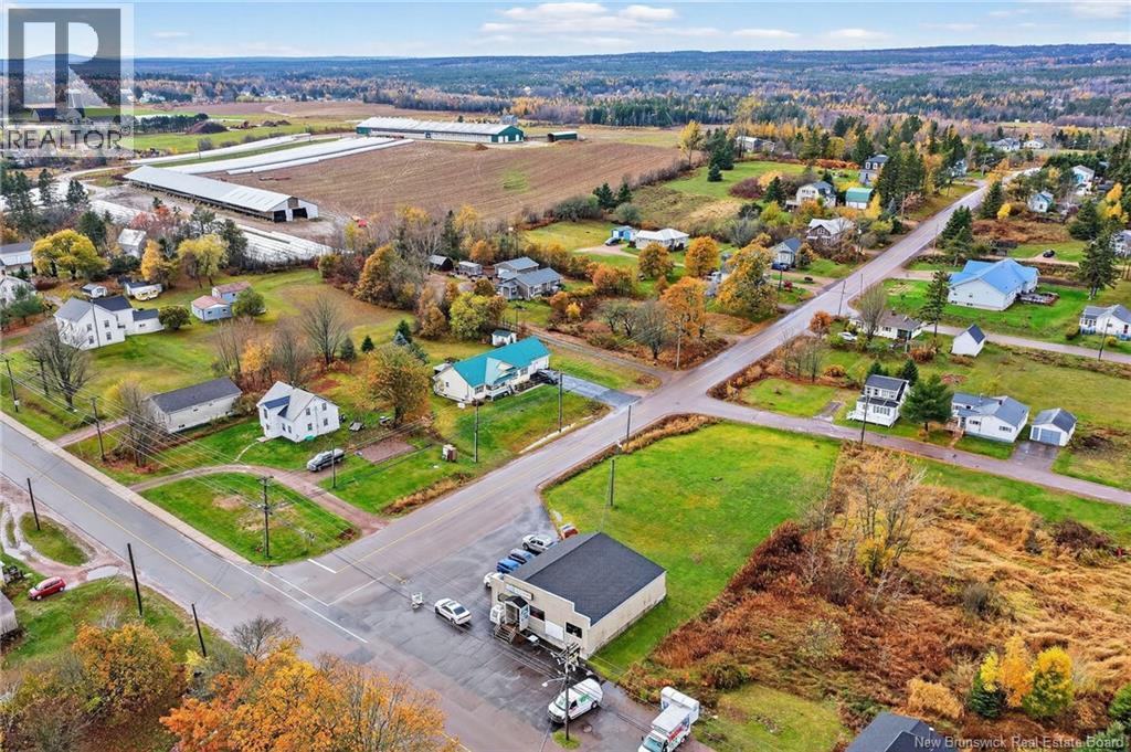 328 Main Street, Sackville, New Brunswick  E4L 4S3 - Photo 5 - NB129644