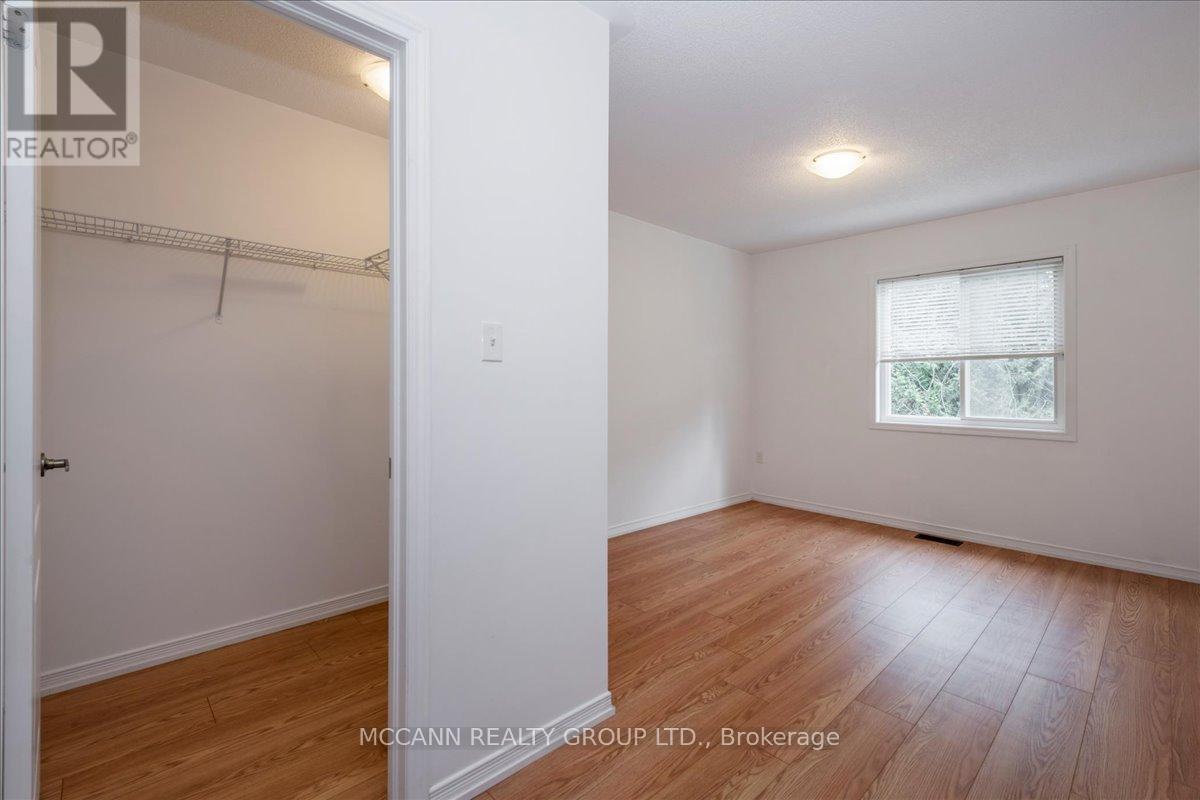 79 Franks Way, Barrie, Ontario  L4N 3J1 - Photo 16 - S12448344