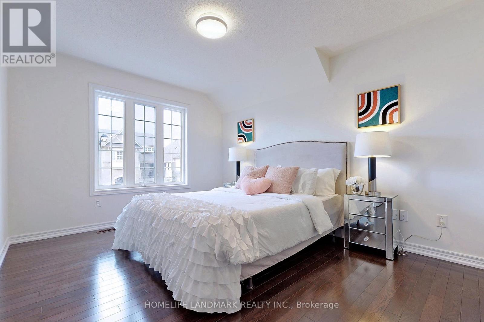 28 Township Avenue, Richmond Hill, Ontario  L4E 0J8 - Photo 11 - N12520592