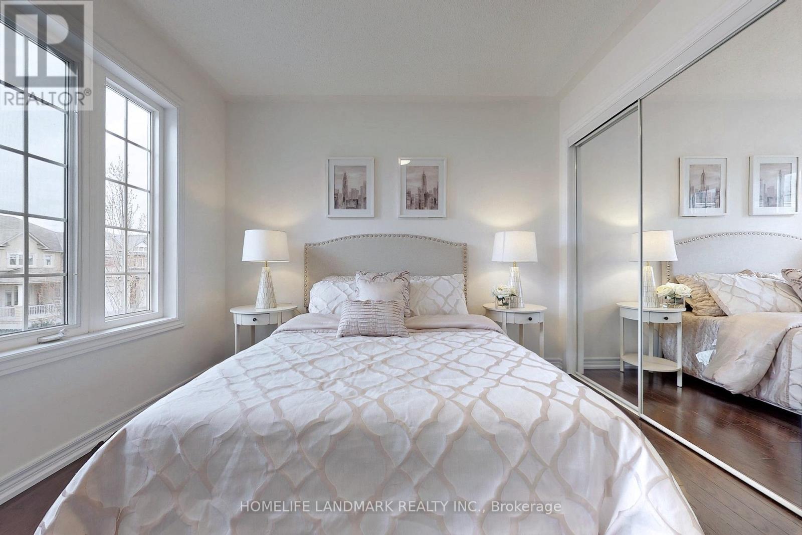 28 Township Avenue, Richmond Hill, Ontario  L4E 0J8 - Photo 19 - N12520592