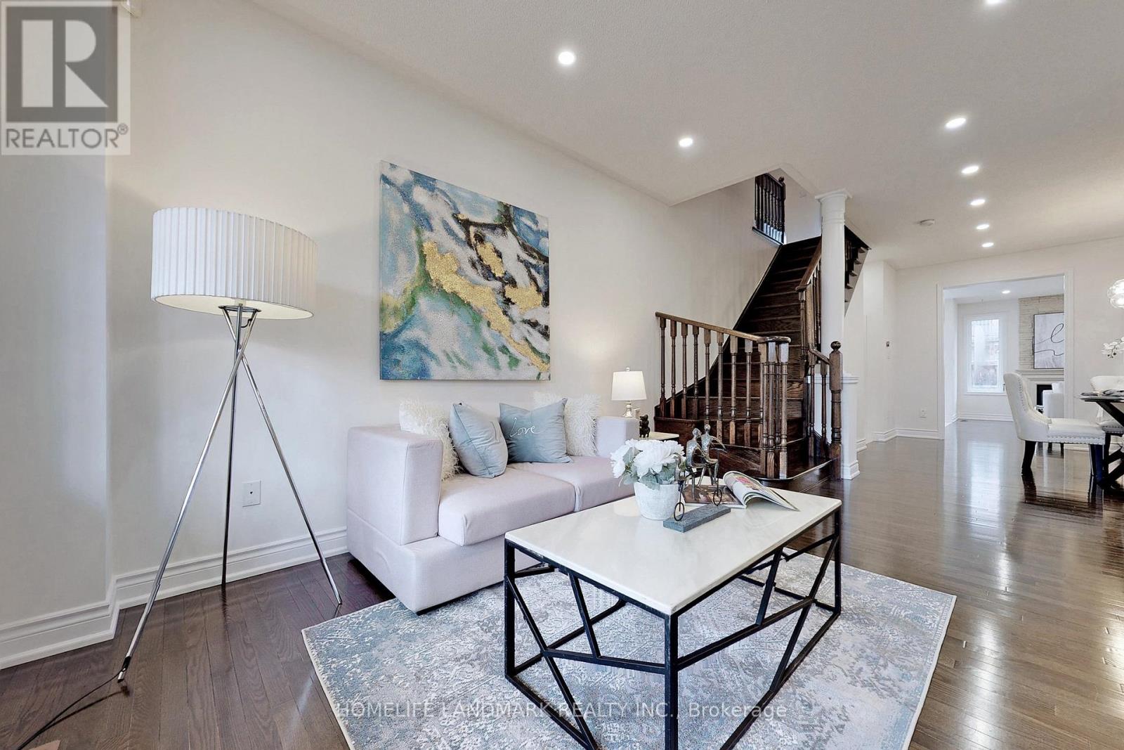 28 Township Avenue, Richmond Hill, Ontario  L4E 0J8 - Photo 22 - N12520592