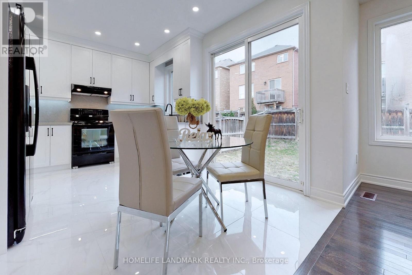 28 Township Avenue, Richmond Hill, Ontario  L4E 0J8 - Photo 39 - N12520592