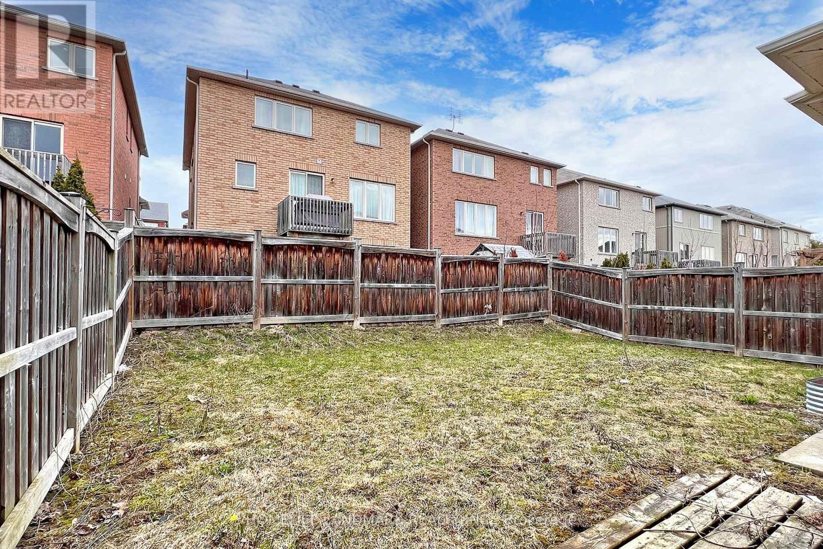 28 Township Avenue, Richmond Hill, Ontario  L4E 0J8 - Photo 47 - N12520592