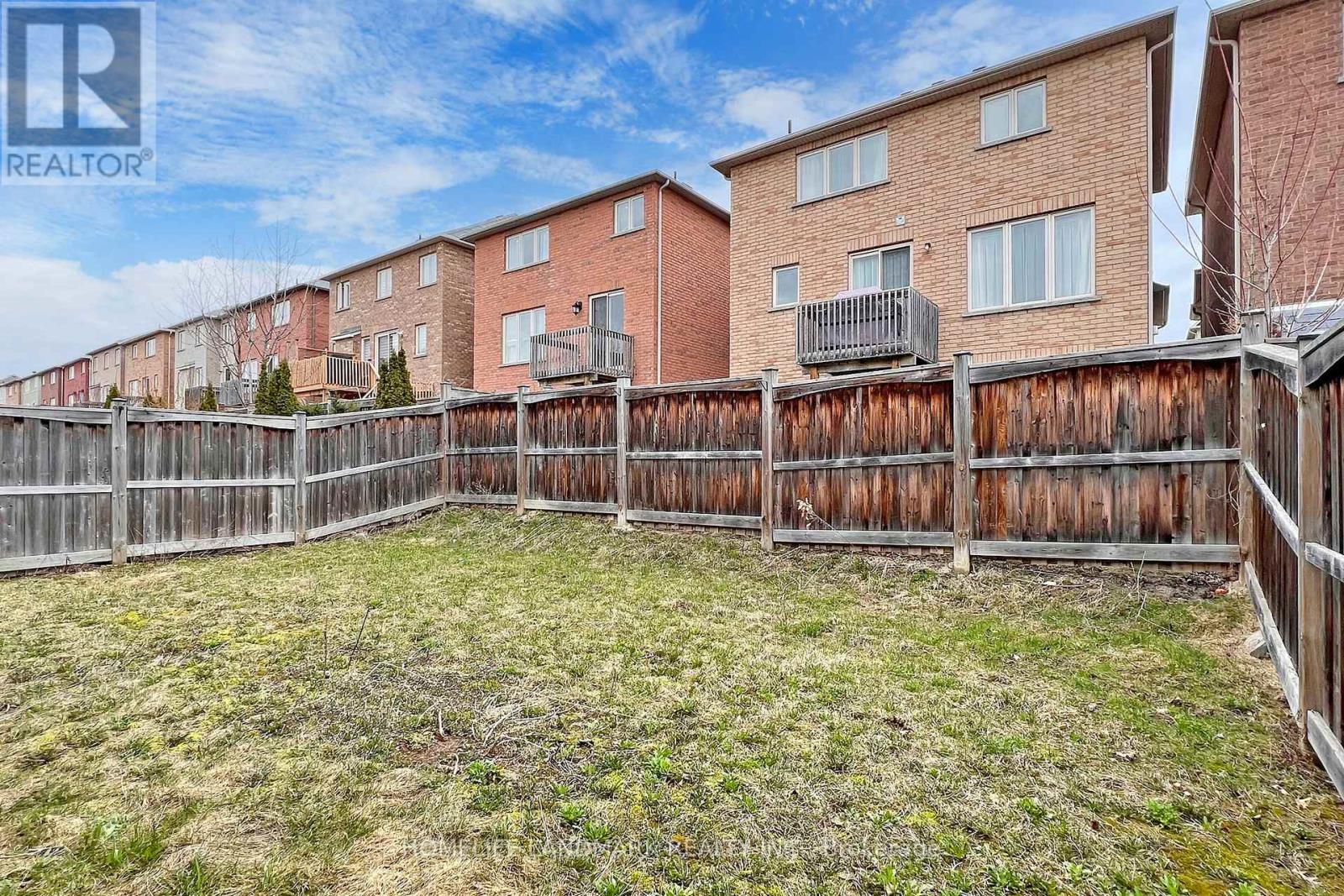 28 Township Avenue, Richmond Hill, Ontario  L4E 0J8 - Photo 50 - N12520592