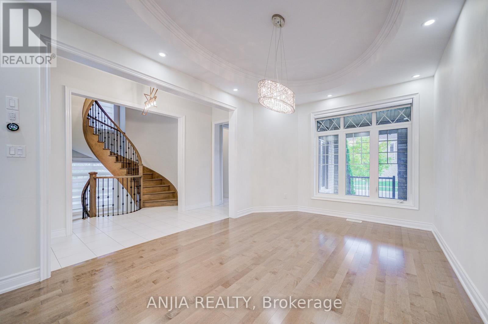 68 Oliver Emmerson Avenue, King, Ontario  L7B 0N8 - Photo 6 - N12520672