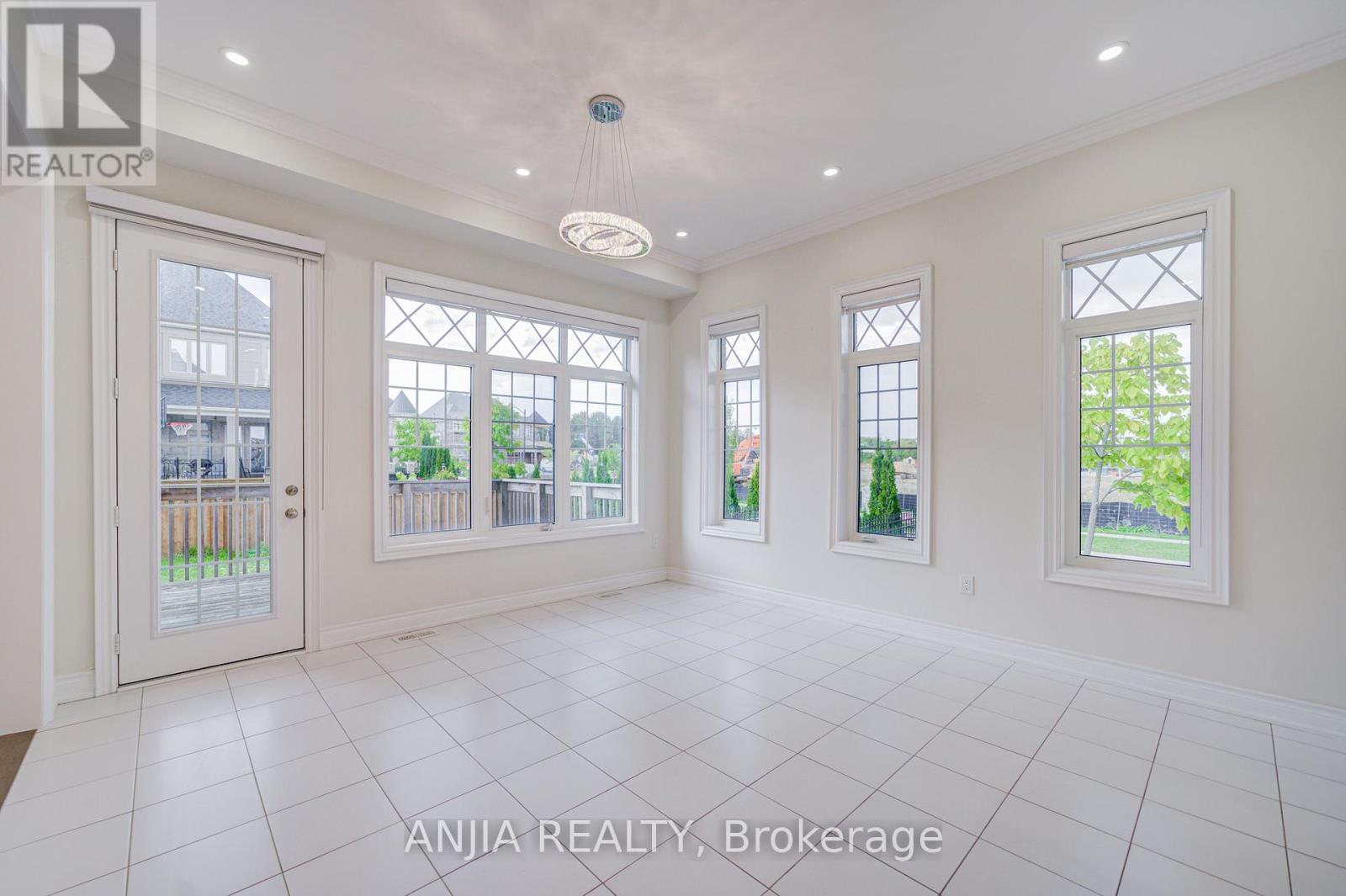 68 Oliver Emmerson Avenue, King, Ontario  L7B 0N8 - Photo 9 - N12520672