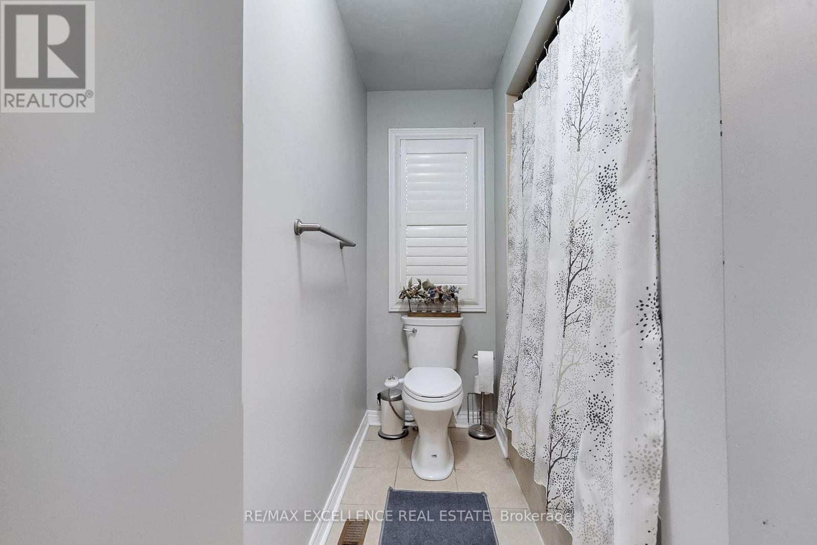 2 Ryecroft Crescent, Brampton, Ontario L6R 0M9 - Photo 37 - W12520450