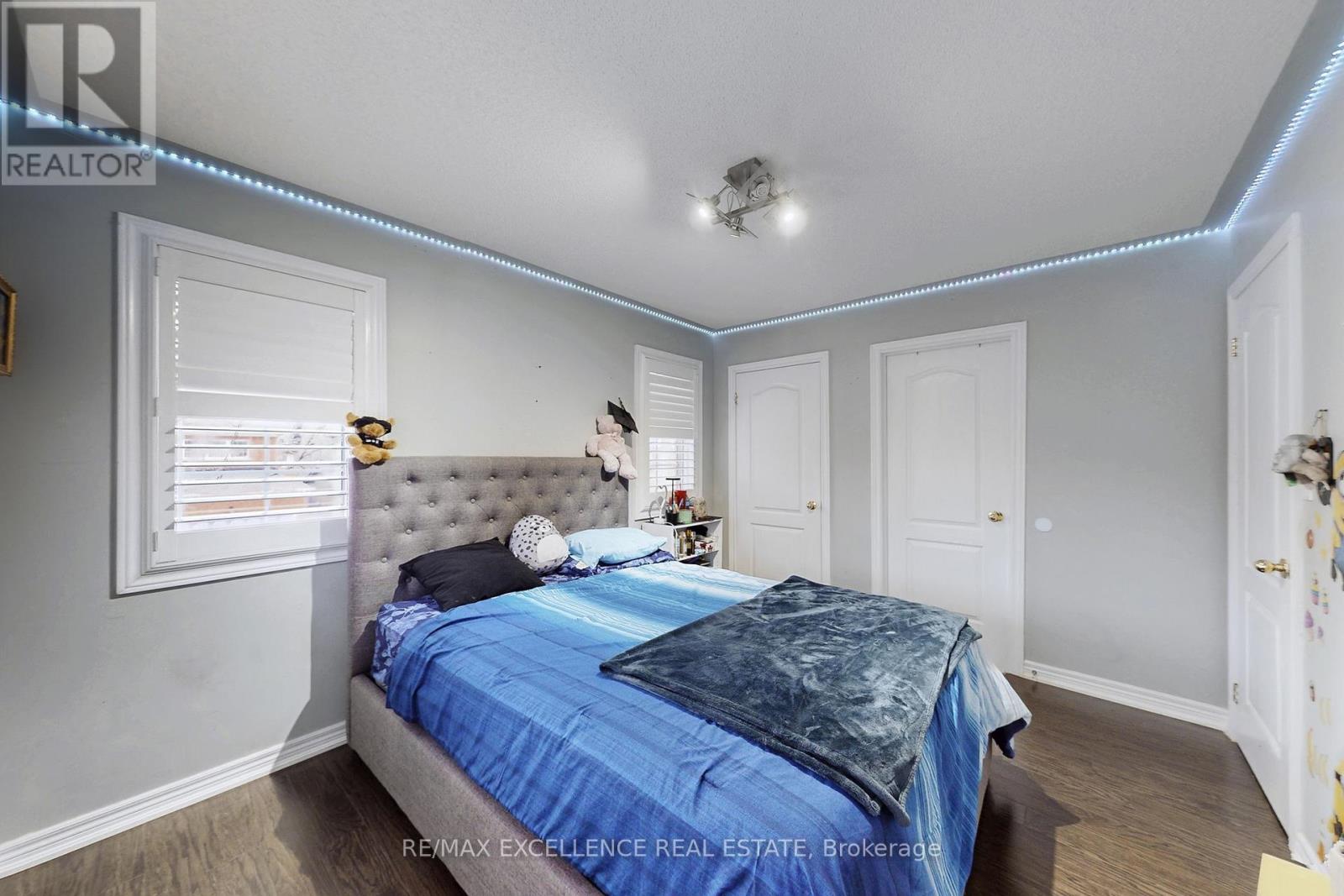 2 Ryecroft Crescent, Brampton, Ontario L6R 0M9 - Photo 34 - W12520450