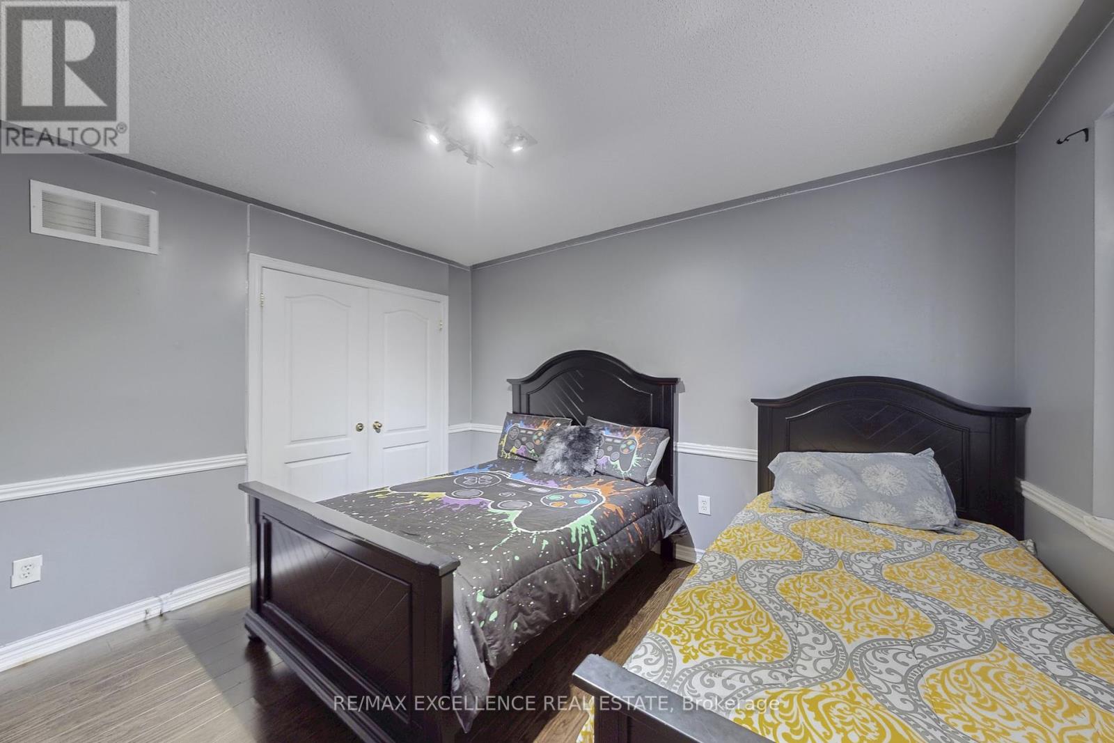 2 Ryecroft Crescent, Brampton, Ontario L6R 0M9 - Photo 30 - W12520450