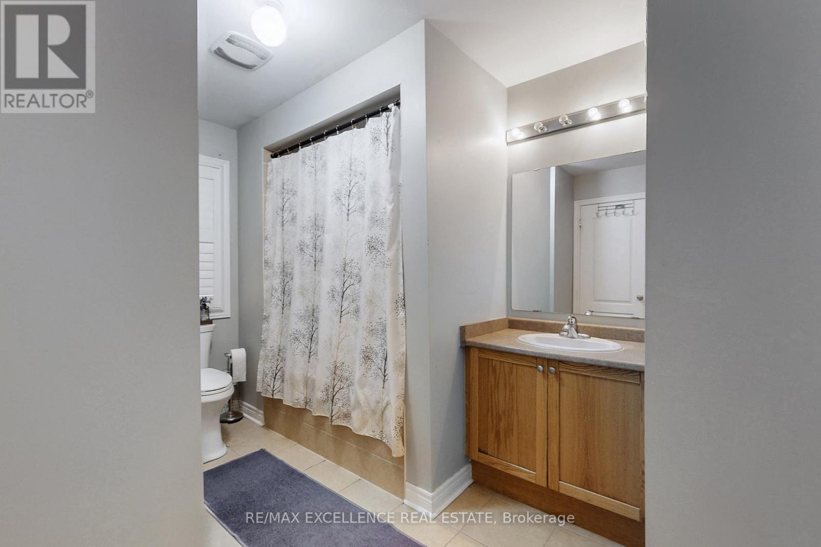 2 Ryecroft Crescent, Brampton, Ontario L6R 0M9 - Photo 36 - W12520450