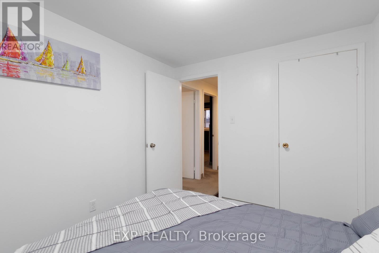 66 Chaucer Crescent, Barrie, Ontario  L4N 4T7 - Photo 17 - S12520590