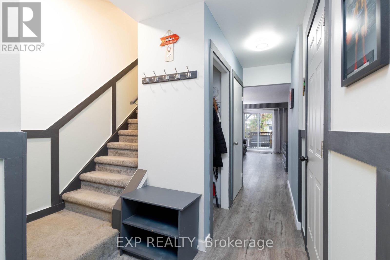 66 Chaucer Crescent, Barrie, Ontario  L4N 4T7 - Photo 7 - S12520590