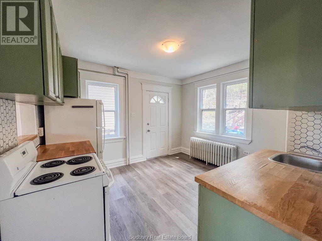 295 Van Horne Street, Sudbury, Ontario P3B 1J1 - Photo 6 - 2125558