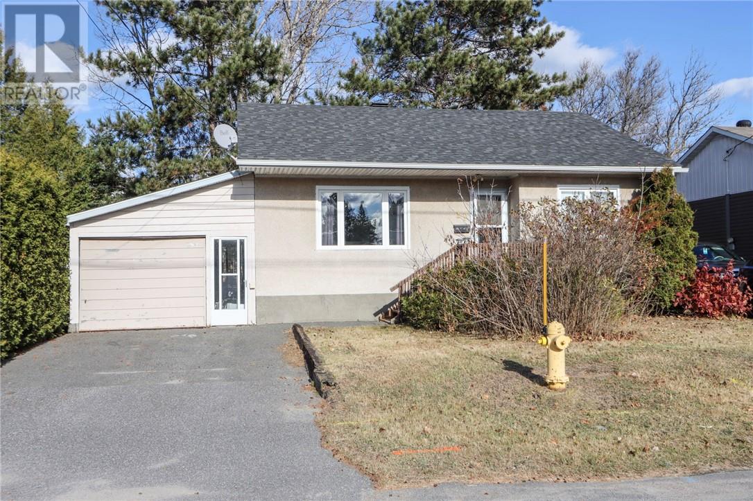 14 Highland Crescent, Capreol, Ontario  P0M 1H0 - Photo 2 - 2125477
