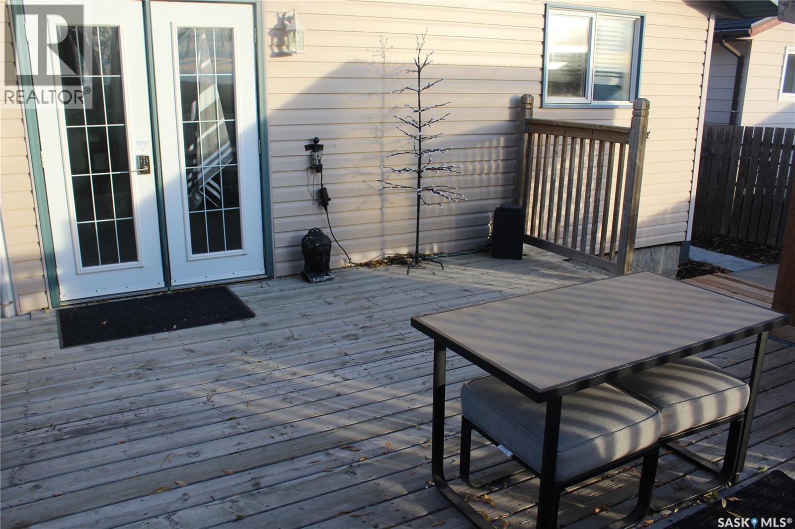 1220 Courtney Street, Regina, Saskatchewan  S4T 7R9 - Photo 38 - SK023564