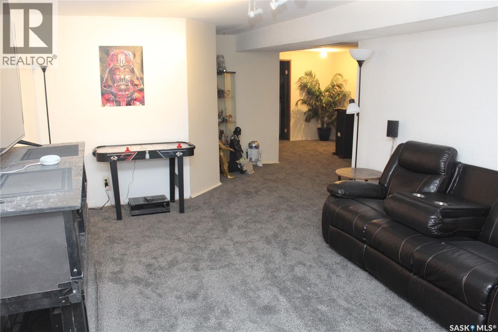 1220 Courtney Street, Regina, Saskatchewan  S4T 7R9 - Photo 20 - SK023564