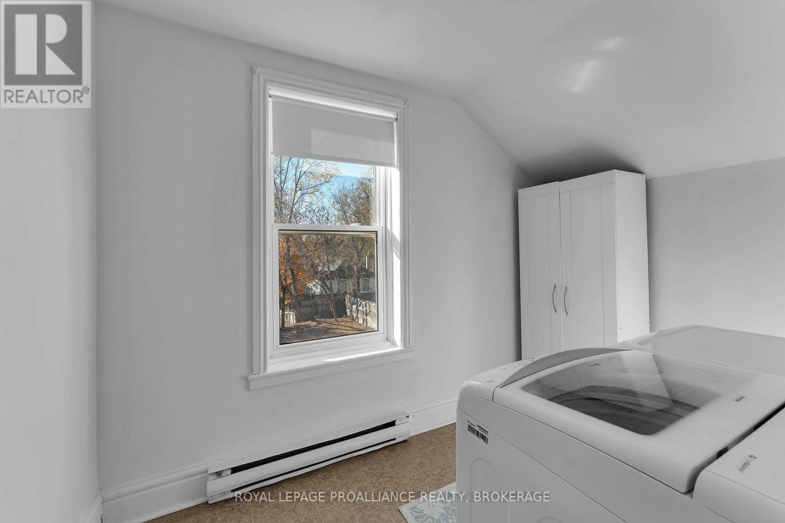 30, 32, 34 Victoria Avenue, Gananoque, Ontario  K7G 2R8 - Photo 24 - X12520860