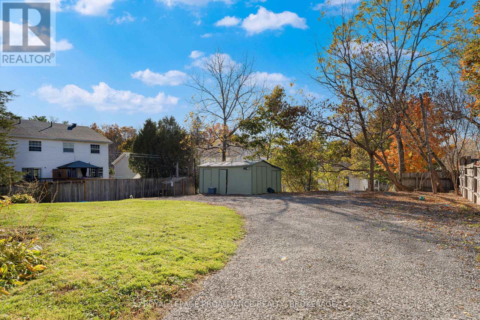 30, 32, 34 Victoria Avenue, Gananoque, Ontario  K7G 2R8 - Photo 28 - X12520860