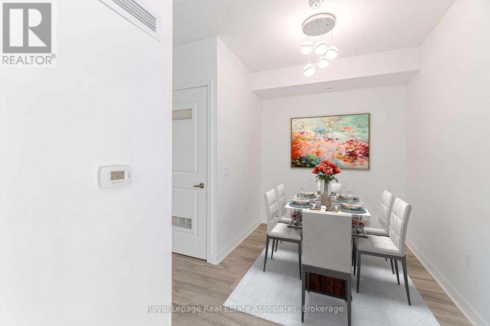 207 - 4677 Glen Erin Drive, Mississauga, Ontario  L5M 2E3 - Photo 4 - W12520594