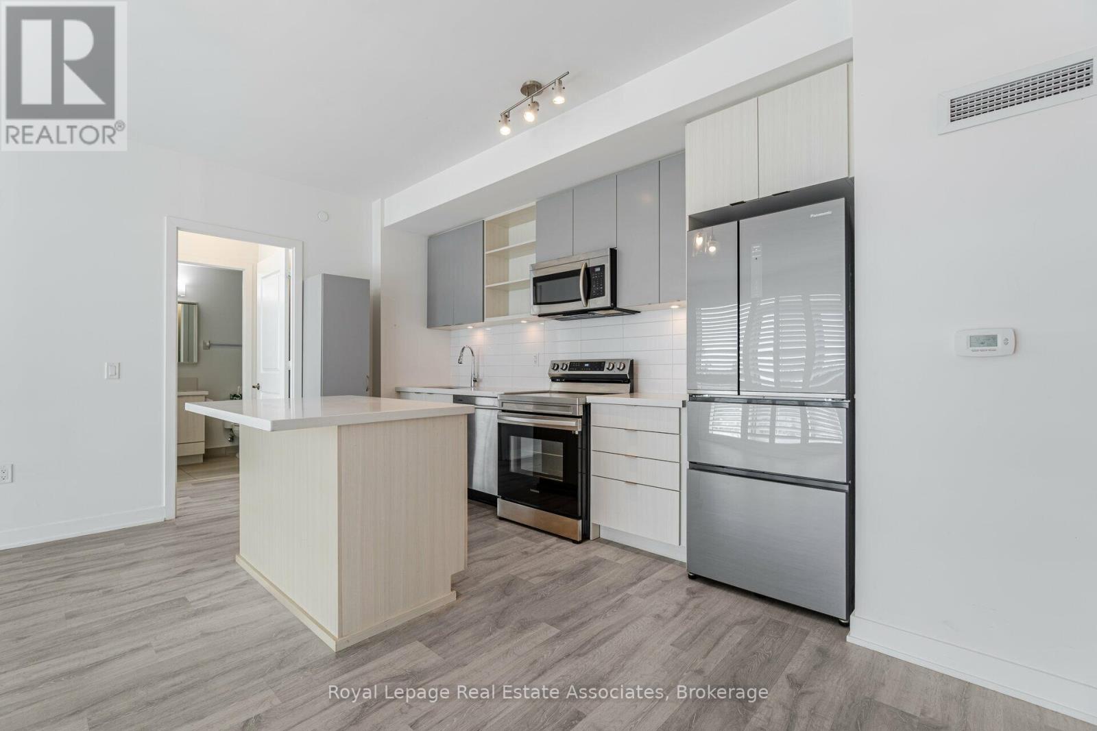 207 - 4677 Glen Erin Drive, Mississauga, Ontario  L5M 2E3 - Photo 6 - W12520594