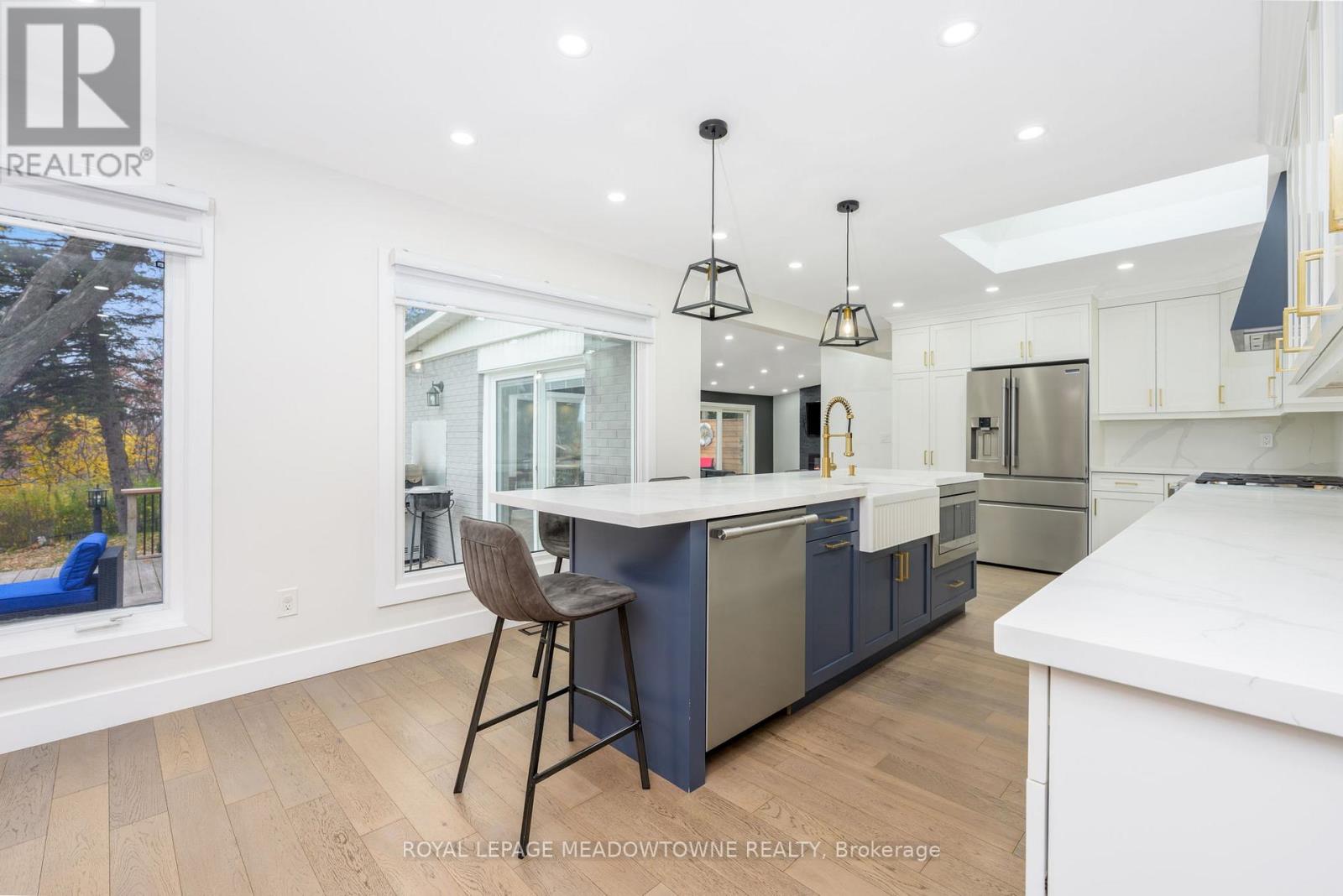 4 Chipper Court, Halton Hills, Ontario  L7G 1L3 - Photo 10 - W12520622