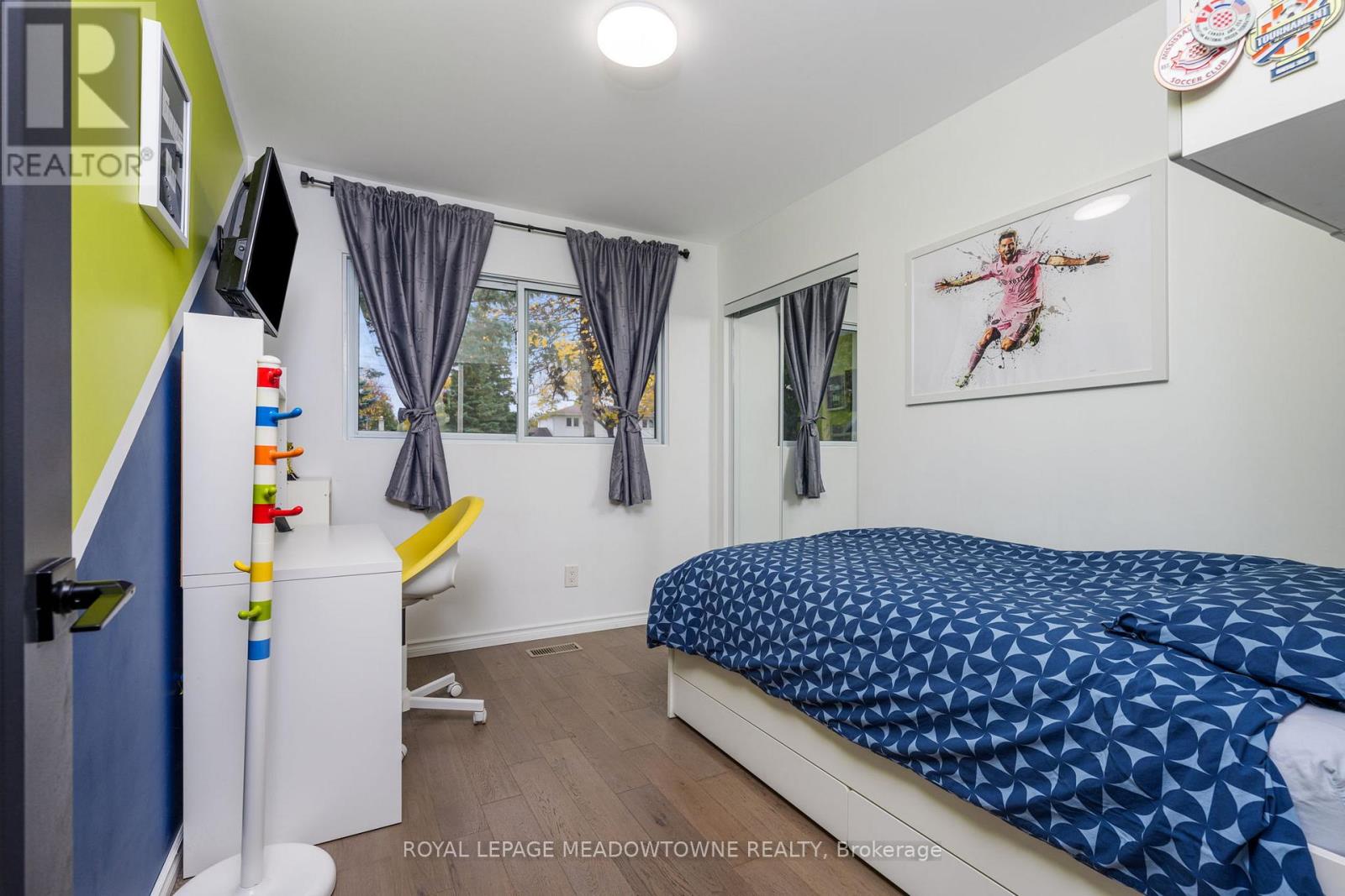 4 Chipper Court, Halton Hills, Ontario  L7G 1L3 - Photo 19 - W12520622