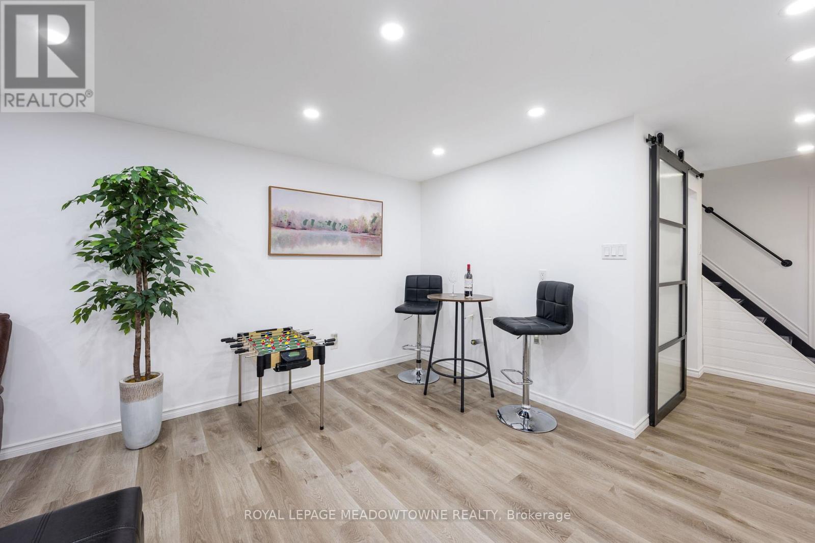 4 Chipper Court, Halton Hills, Ontario  L7G 1L3 - Photo 23 - W12520622