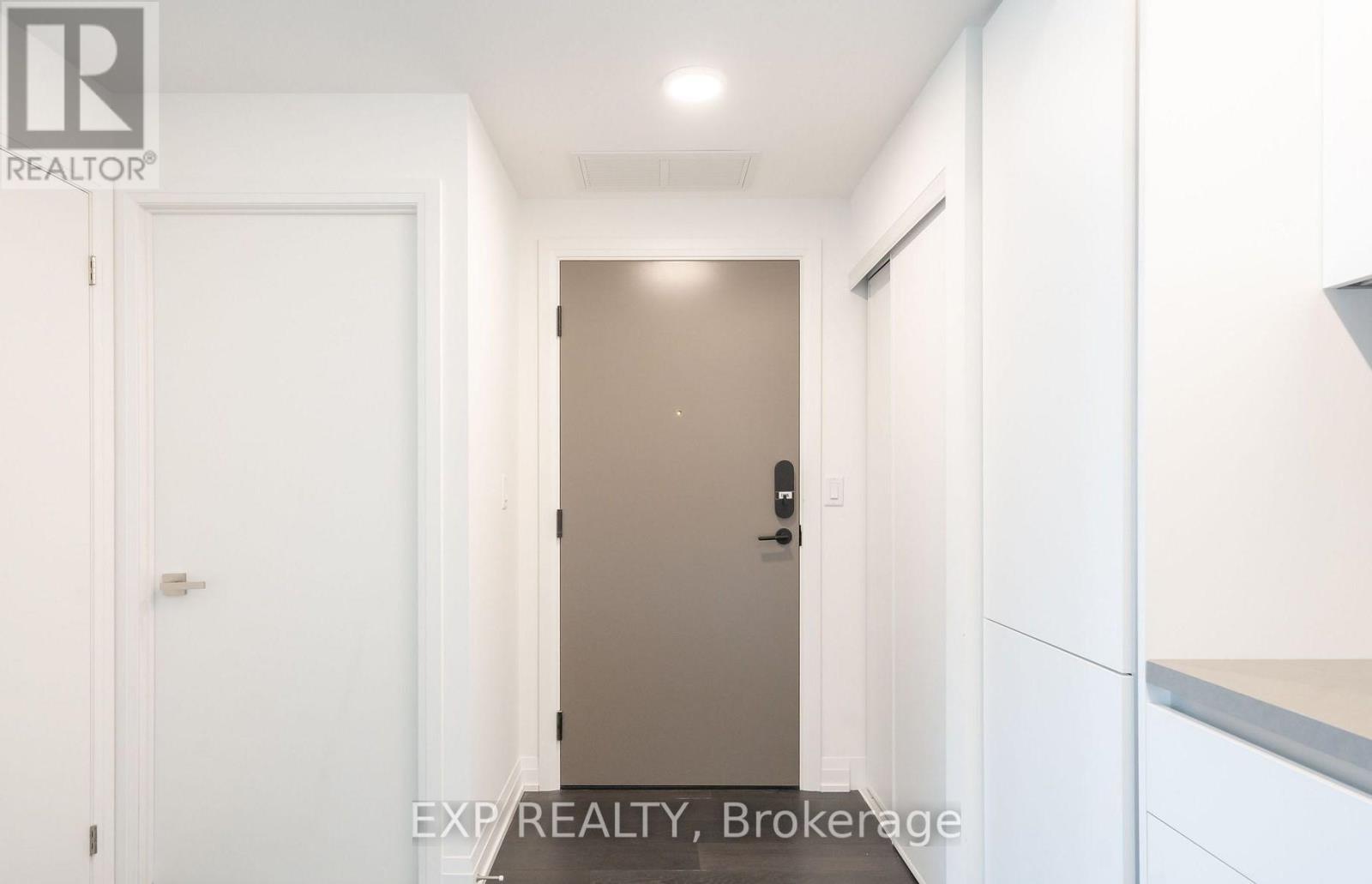 3001 - 4015 The Exchange Road, Mississauga, Ontario  L5B 0N9 - Photo 4 - W12520650