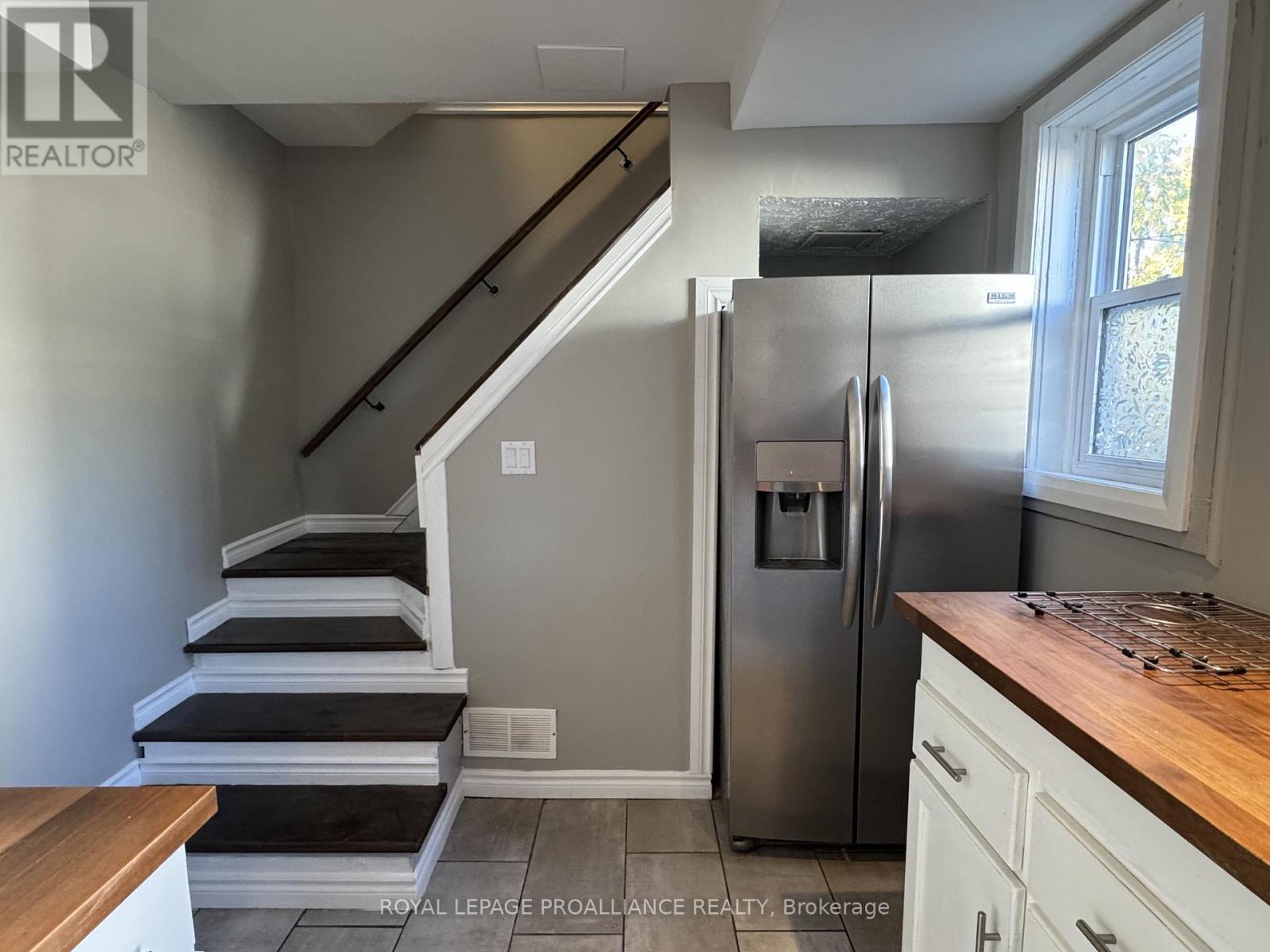 A - 28 Sinclair Street, Belleville, Ontario  K8P 3S6 - Photo 13 - X12520822