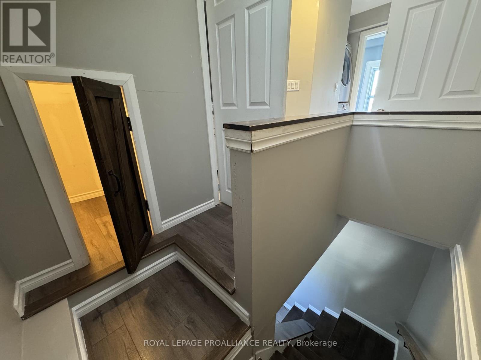 A - 28 Sinclair Street, Belleville, Ontario  K8P 3S6 - Photo 14 - X12520822