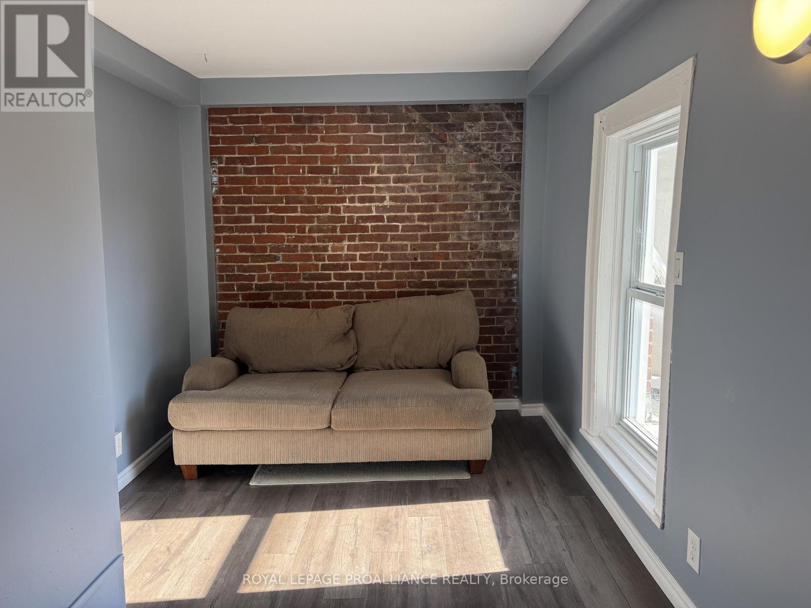 A - 28 Sinclair Street, Belleville, Ontario  K8P 3S6 - Photo 16 - X12520822