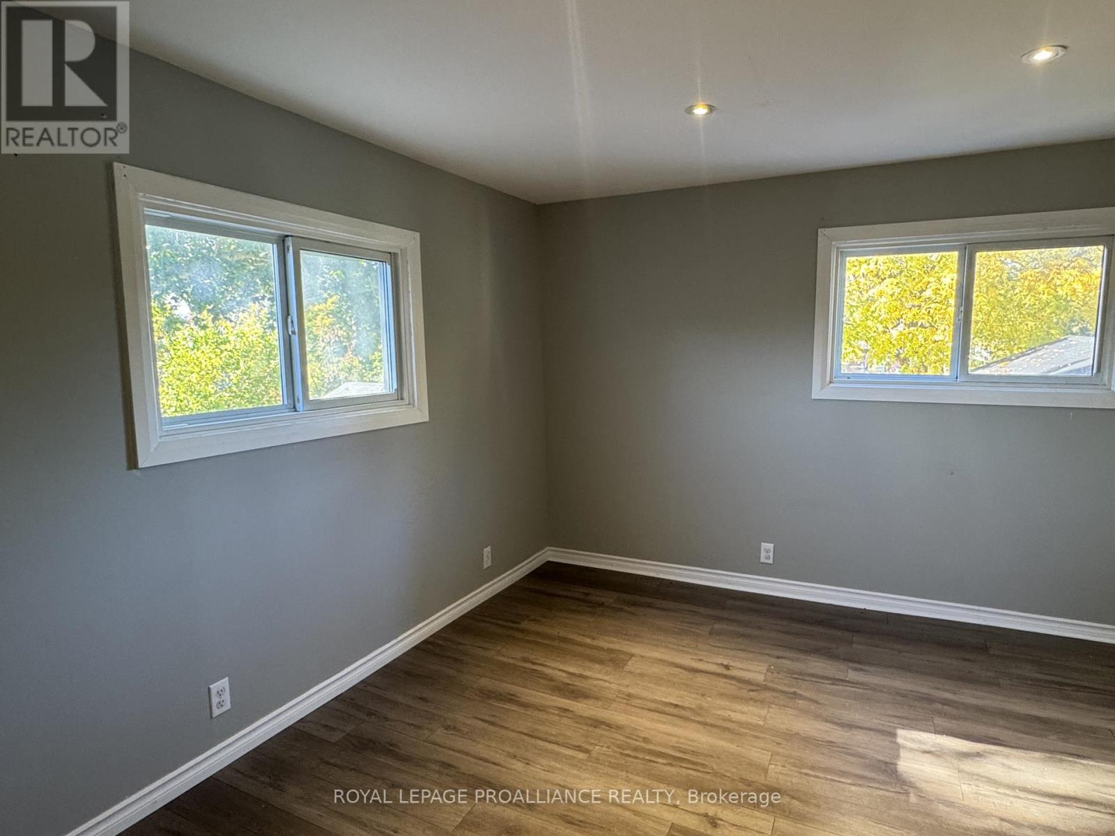 A - 28 Sinclair Street, Belleville, Ontario  K8P 3S6 - Photo 23 - X12520822