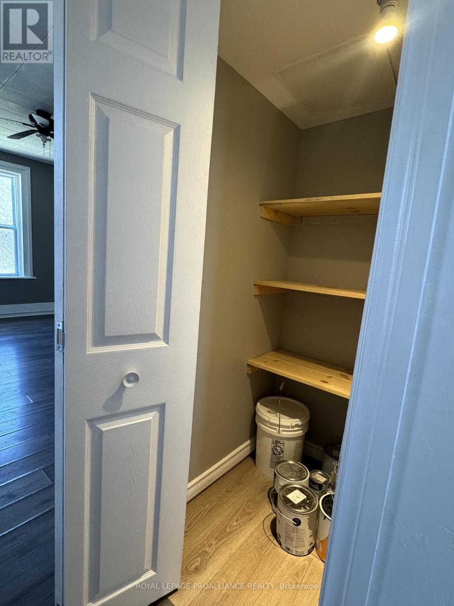 A - 28 Sinclair Street, Belleville, Ontario  K8P 3S6 - Photo 27 - X12520822