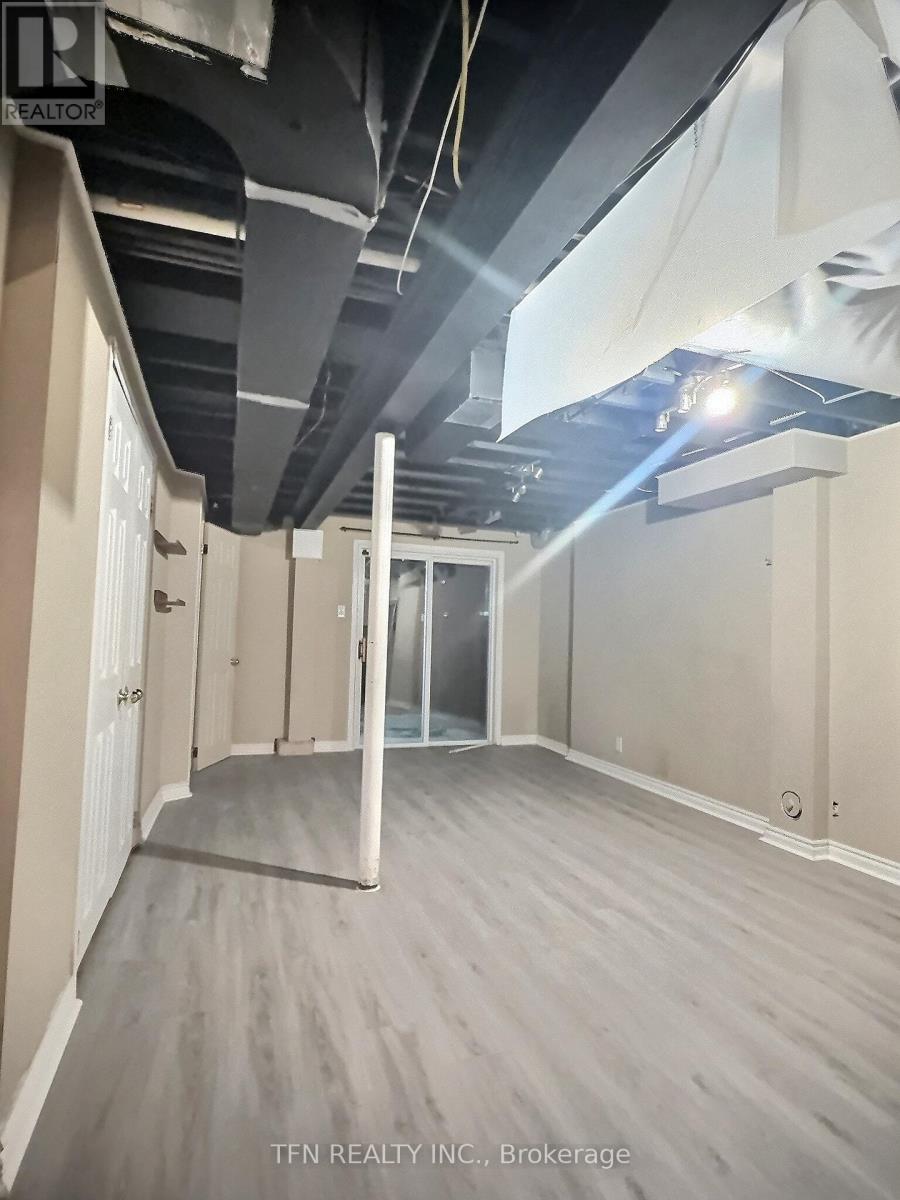 50 Kirkland Place, Whitby, Ontario  L1P 1X3 - Photo 16 - E12354636