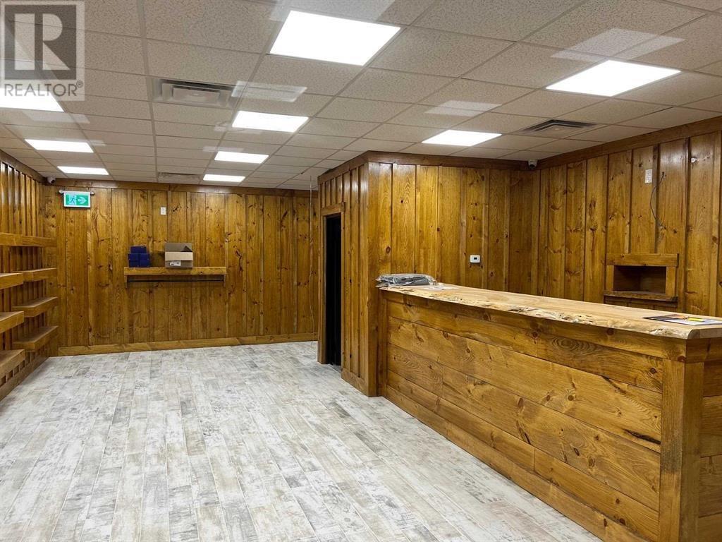 17 Manitoba Rd, Elliot Lake, Ontario  P5A 2A6 - Photo 5 - SM253205