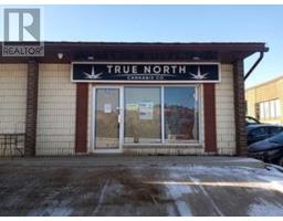 17 Manitoba RD, Elliot Lake, Ontario