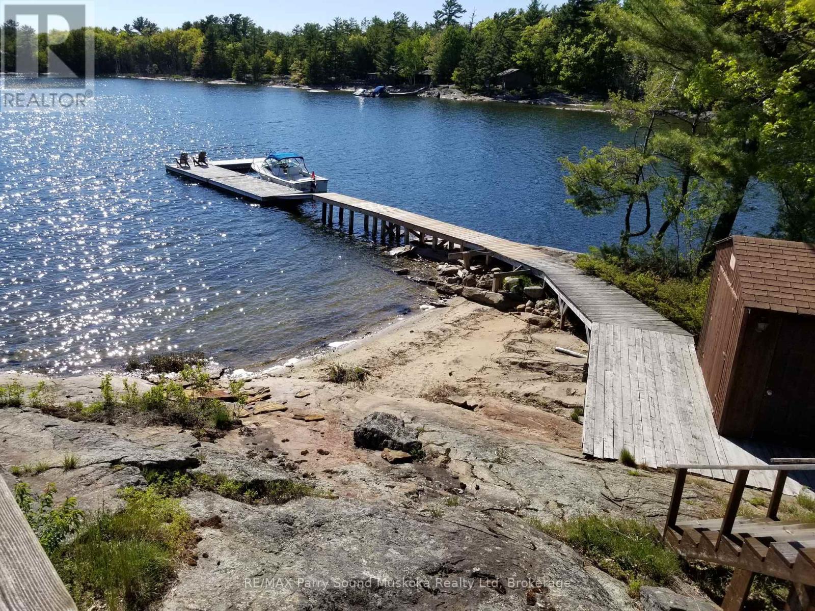 1260 Georgian Bay, The Archipelago, Ontario P0G 1K0 - Photo 2 - X12520754