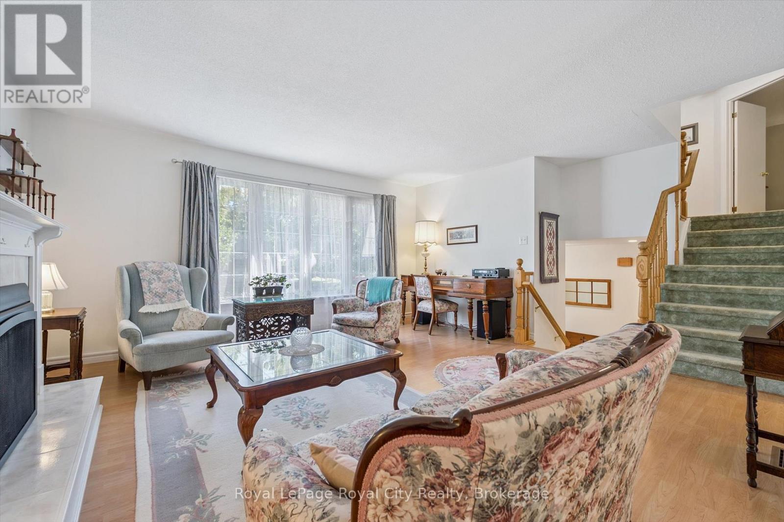 6 Fairmeadow Drive, Guelph, Ontario  N1H 6X3 - Photo 10 - X12520814