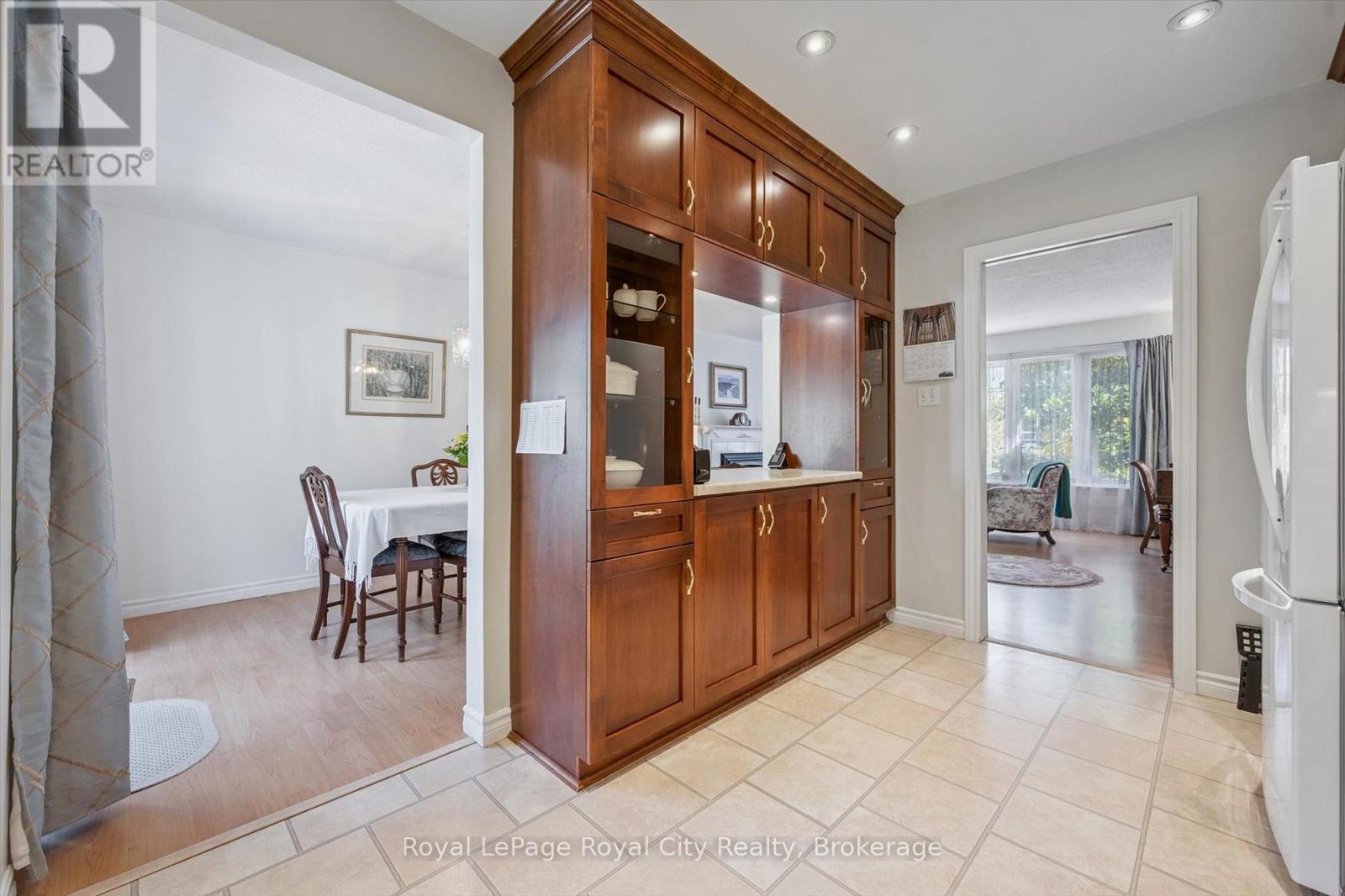 6 Fairmeadow Drive, Guelph, Ontario  N1H 6X3 - Photo 19 - X12520814