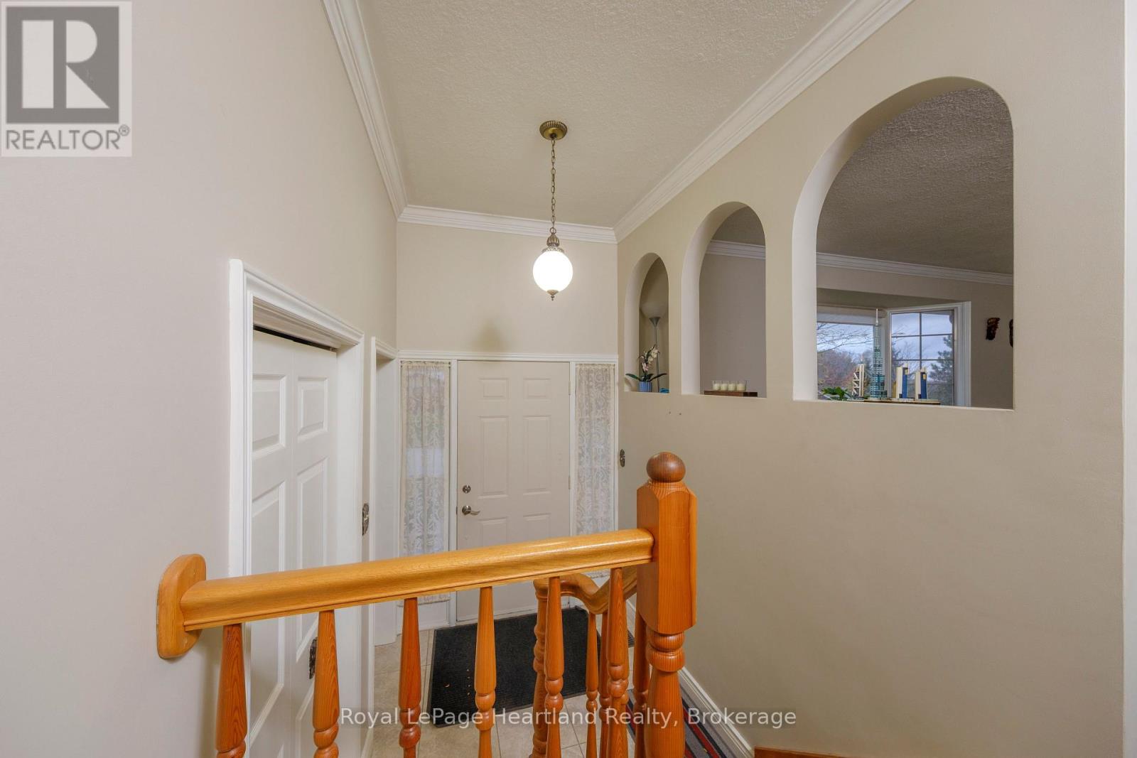 5 Remington Drive, North Huron, Ontario N0G 2W0 - Photo 2 - X12520874