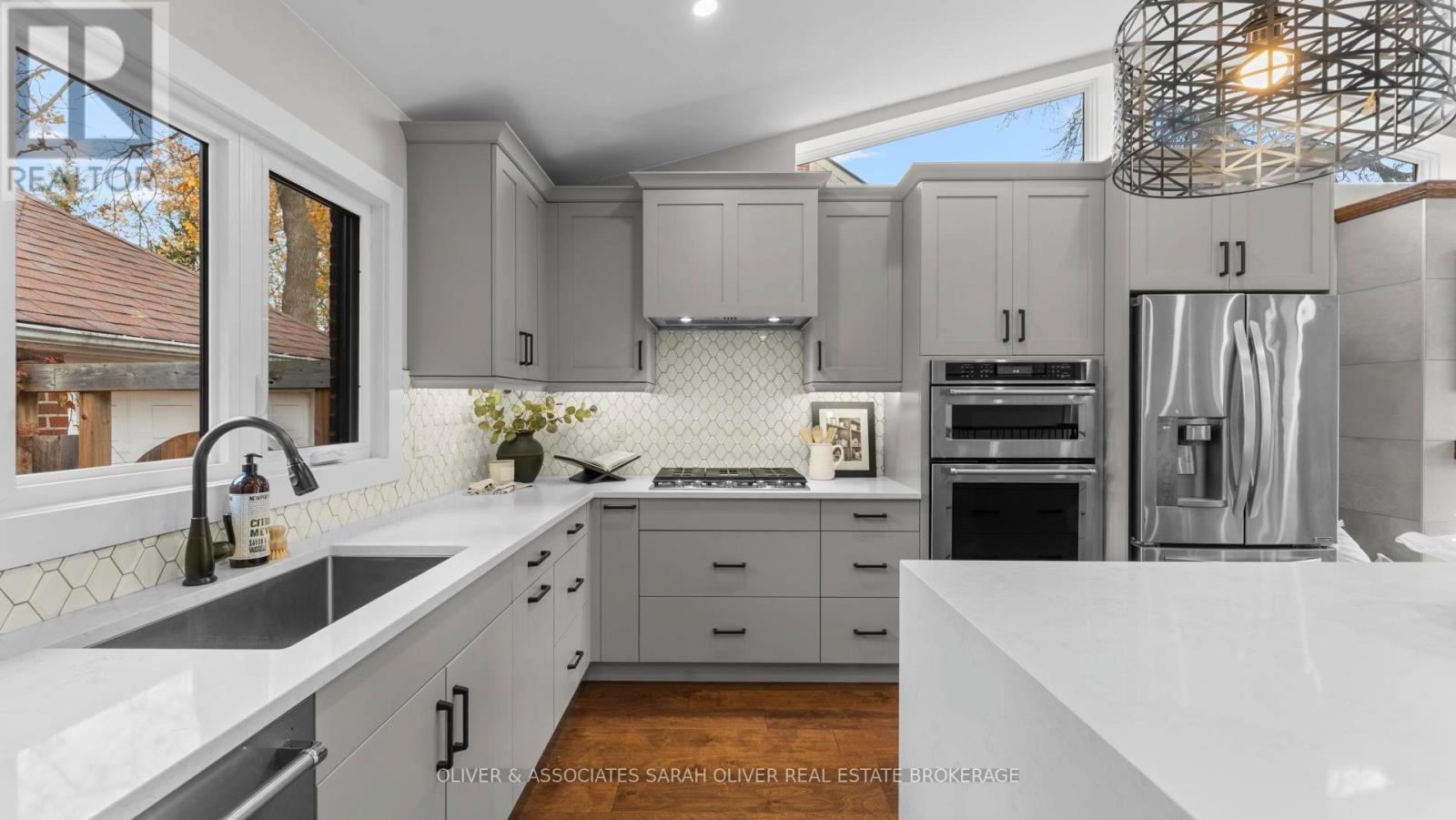 164 Elworthy Avenue, London South, Ontario  N6C 2M7 - Photo 9 - X12520734