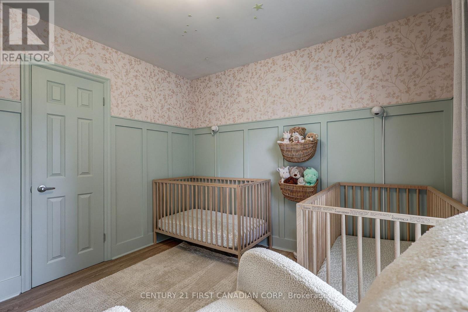 374 Glenrose Drive, London South, Ontario N6K 2A8 - Photo 26 - X12520748