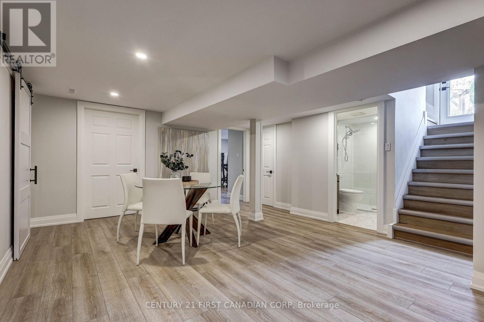 374 Glenrose Drive, London South, Ontario N6K 2A8 - Photo 30 - X12520748