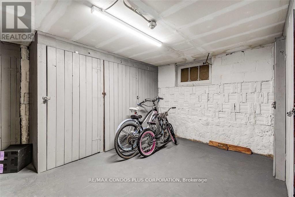 4 - 4 North Oval Street, Hamilton, Ontario  L8S 3Y6 - Photo 16 - X12520682